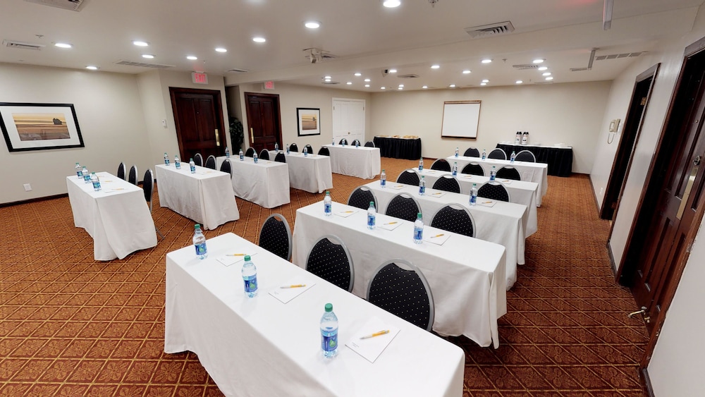 Chase Suite Hotel Newark 44/52