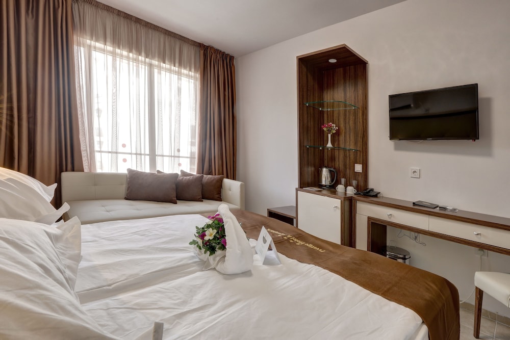 Prestige Hotel And Aquapark 22/72