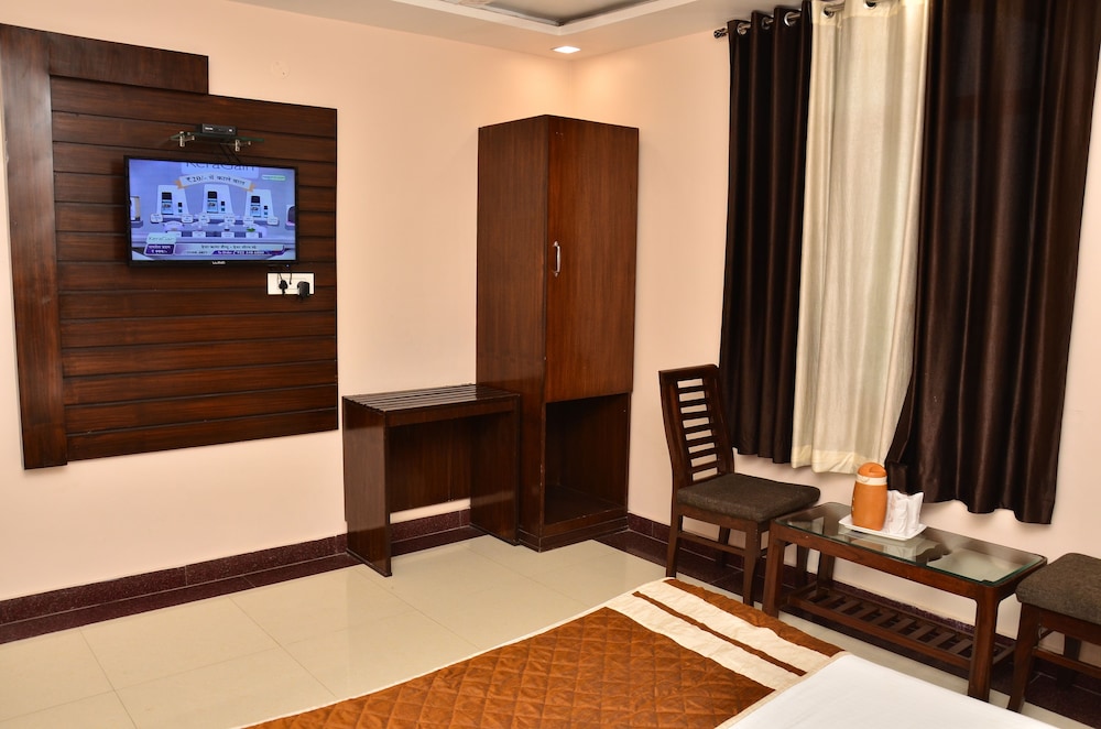 Hotel 49 30/36