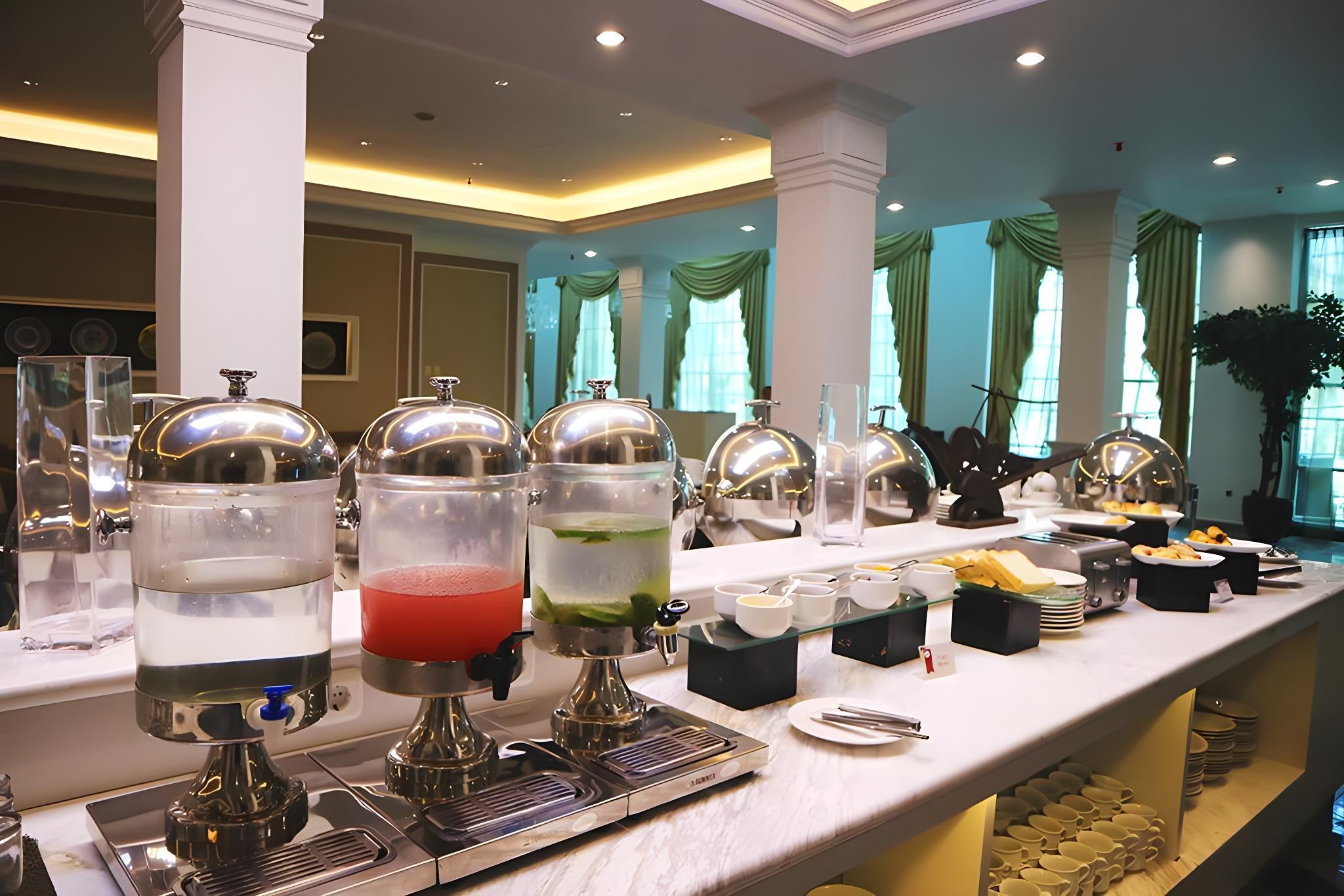Grand Mahkota Hotel Pontianak 13/29
