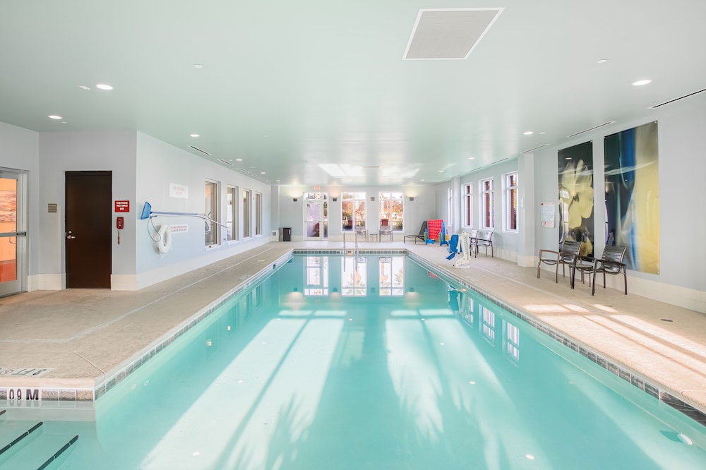 swimming pool spa