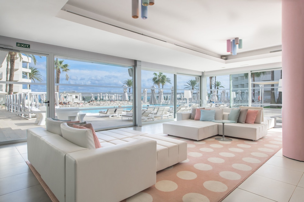 Hotel Garbi Ibiza & Spa 22/39