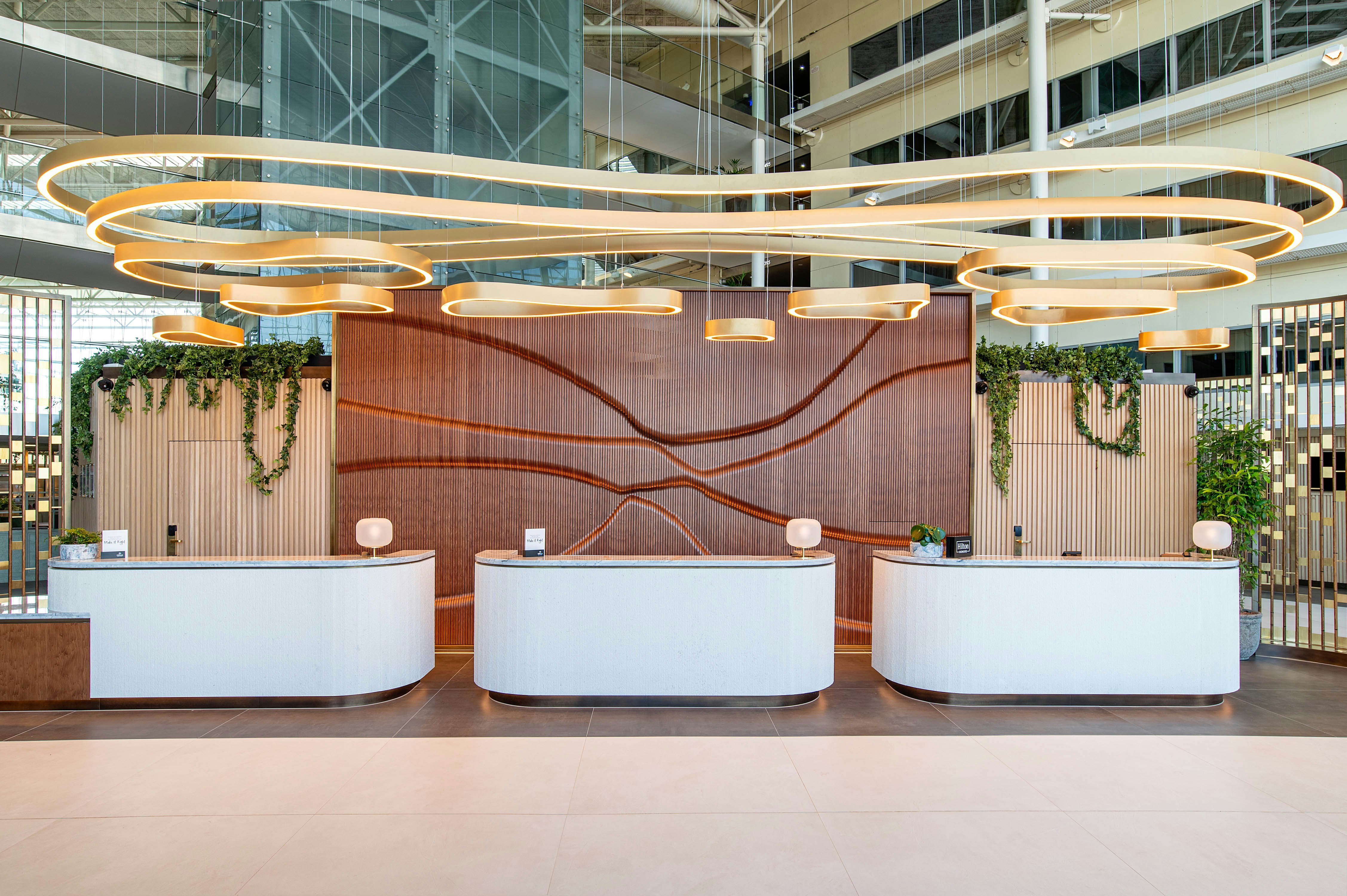 Hilton London Heathrow Airport 10/81
