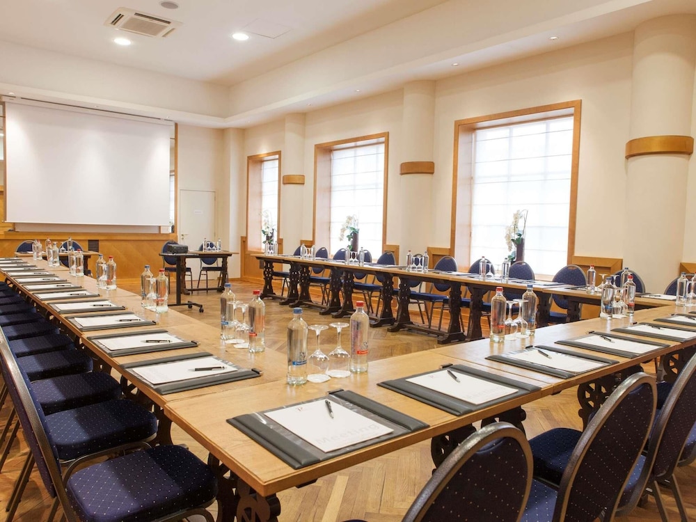 Mercure Brussels Centre Rogier 58/64