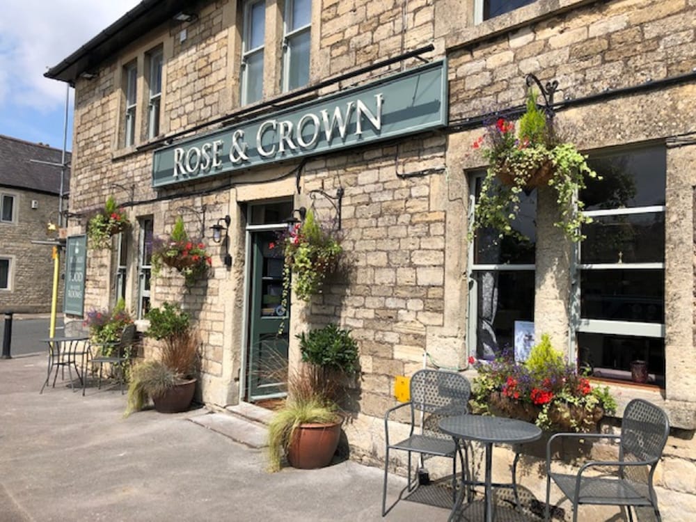 Rose And Crown 2/30