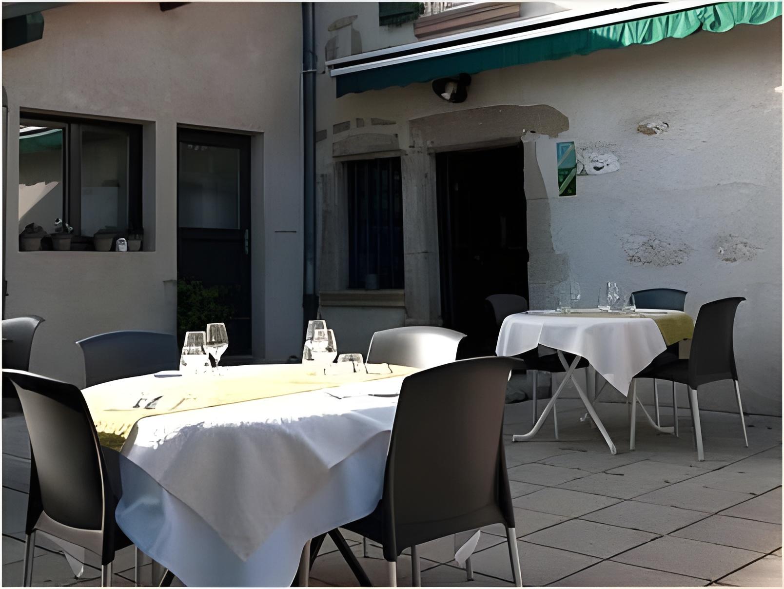 HOTEL LES VIEILLES GRANGES 10/16