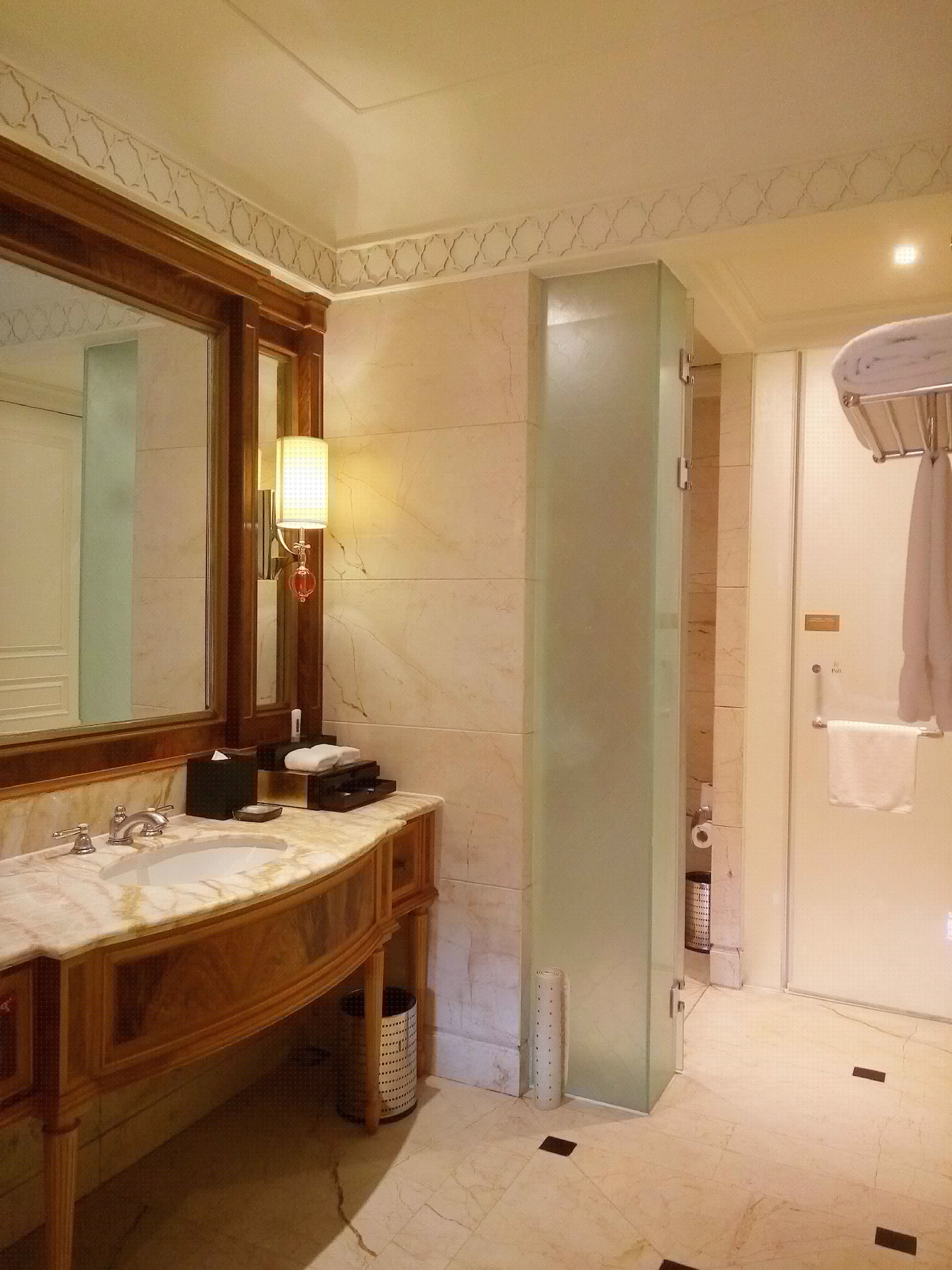 Plaza, Crowne, King Bed, Sea View، Crowne Plaza Resort Sanya Bay 6/7