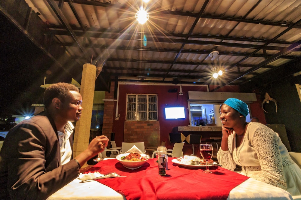 Frontiers Hotel Entebbe 37/50