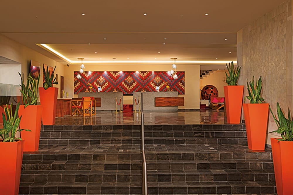 Sunscape Puerto Vallarta Resort Spa 2/50