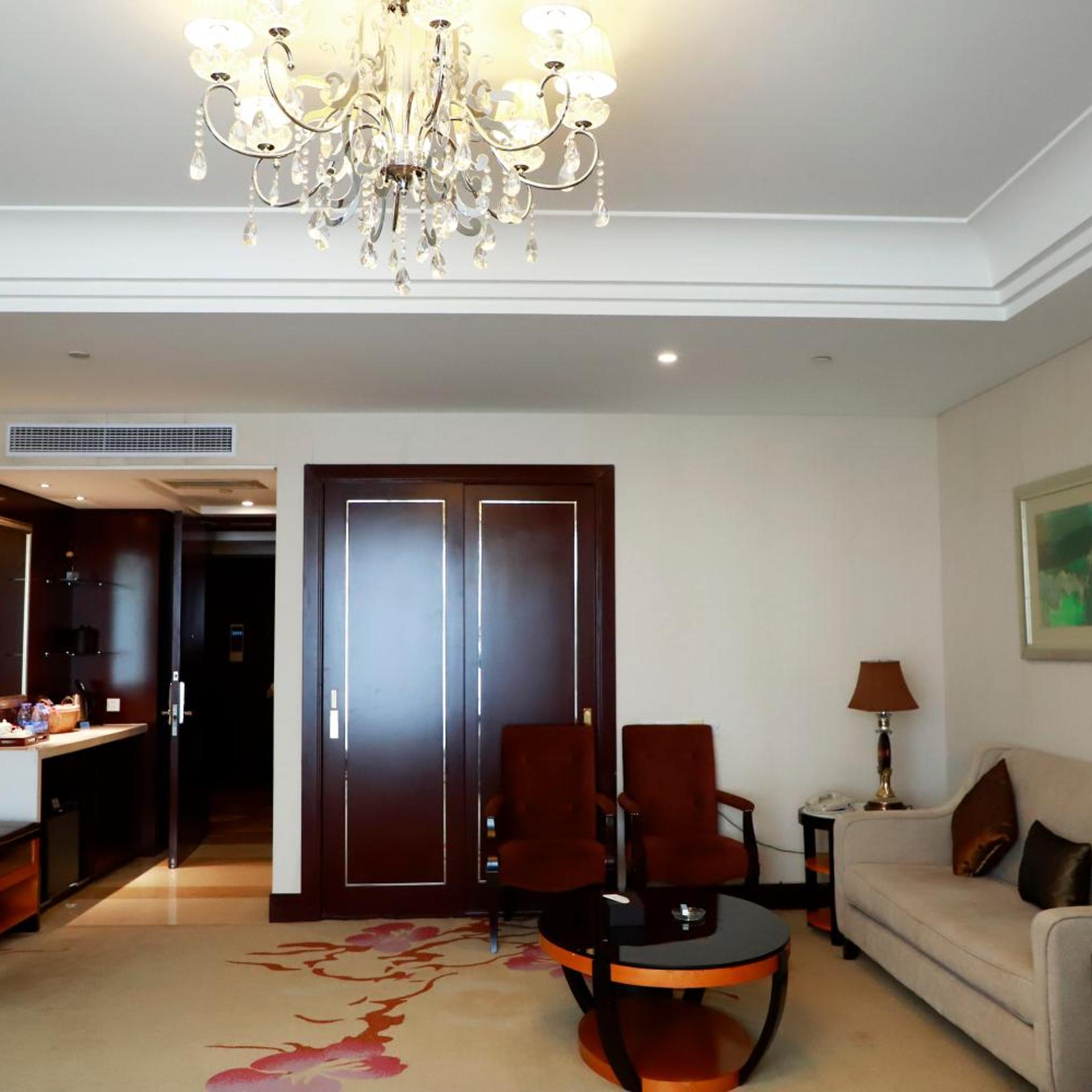 Wyndham Xinyang Downtown 51/59