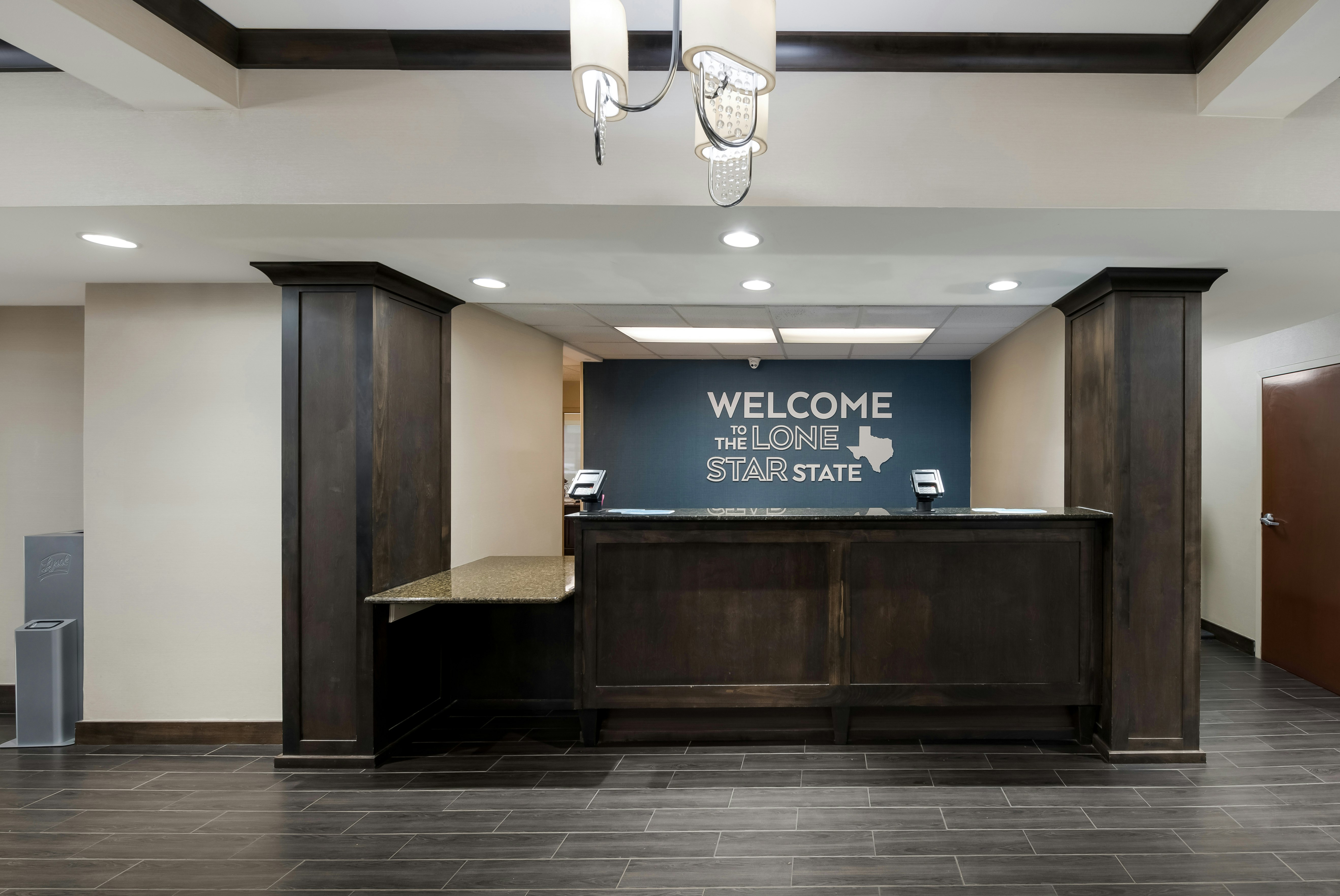 Hampton Inn Marshall, TX 4/43