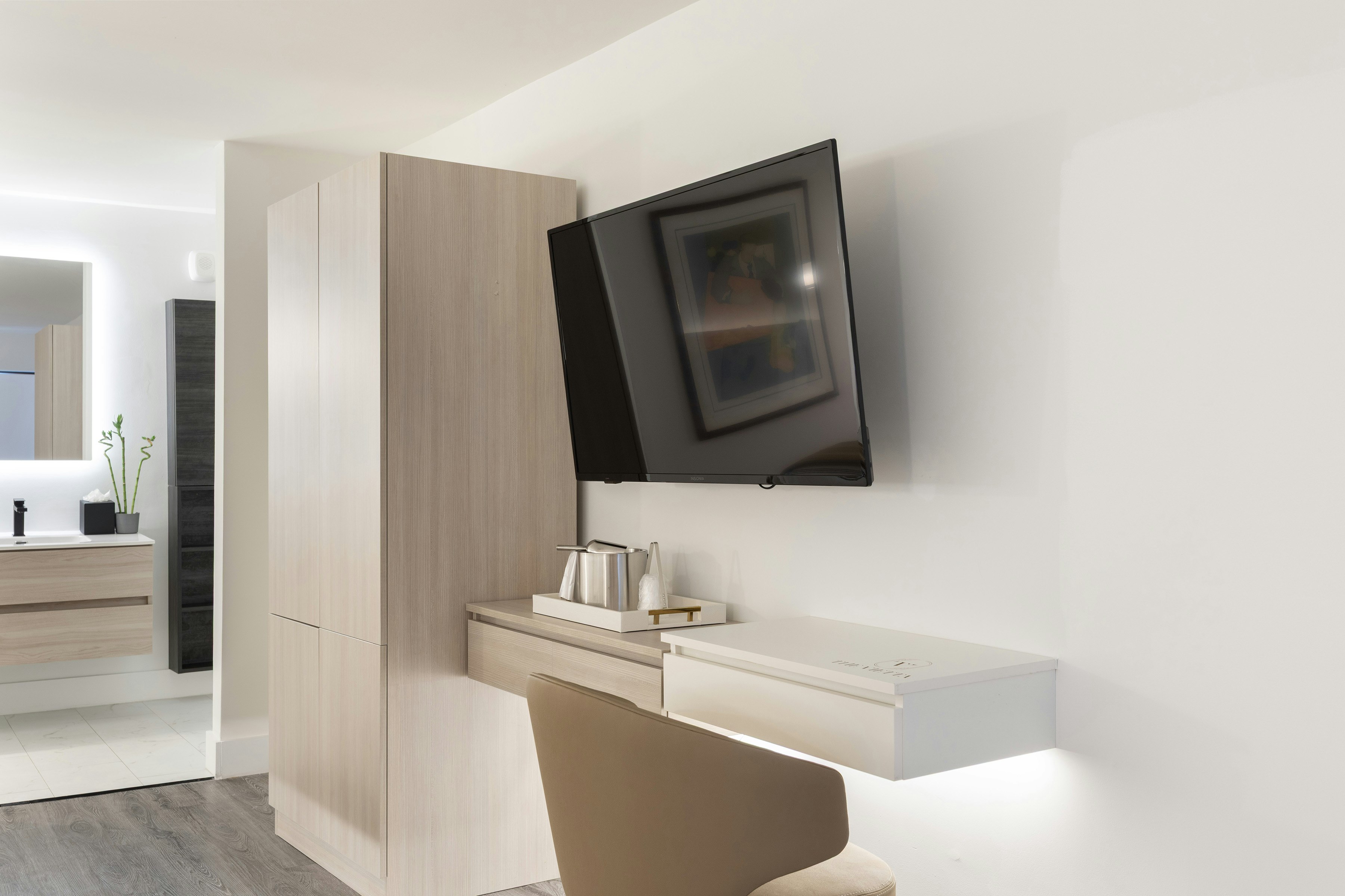The Vietta Hotel 23/24