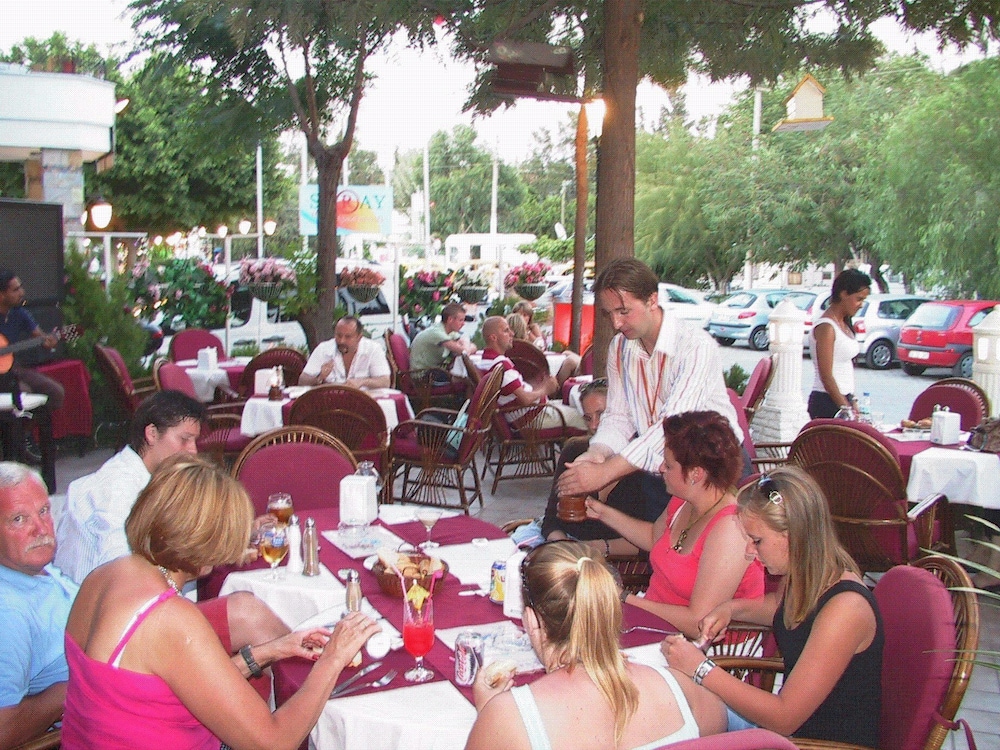 Serhan Hotel 25/35