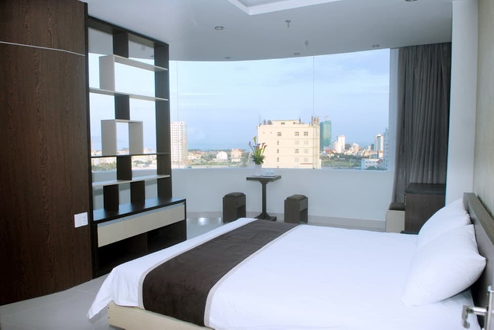 Princess Hotel 15/29