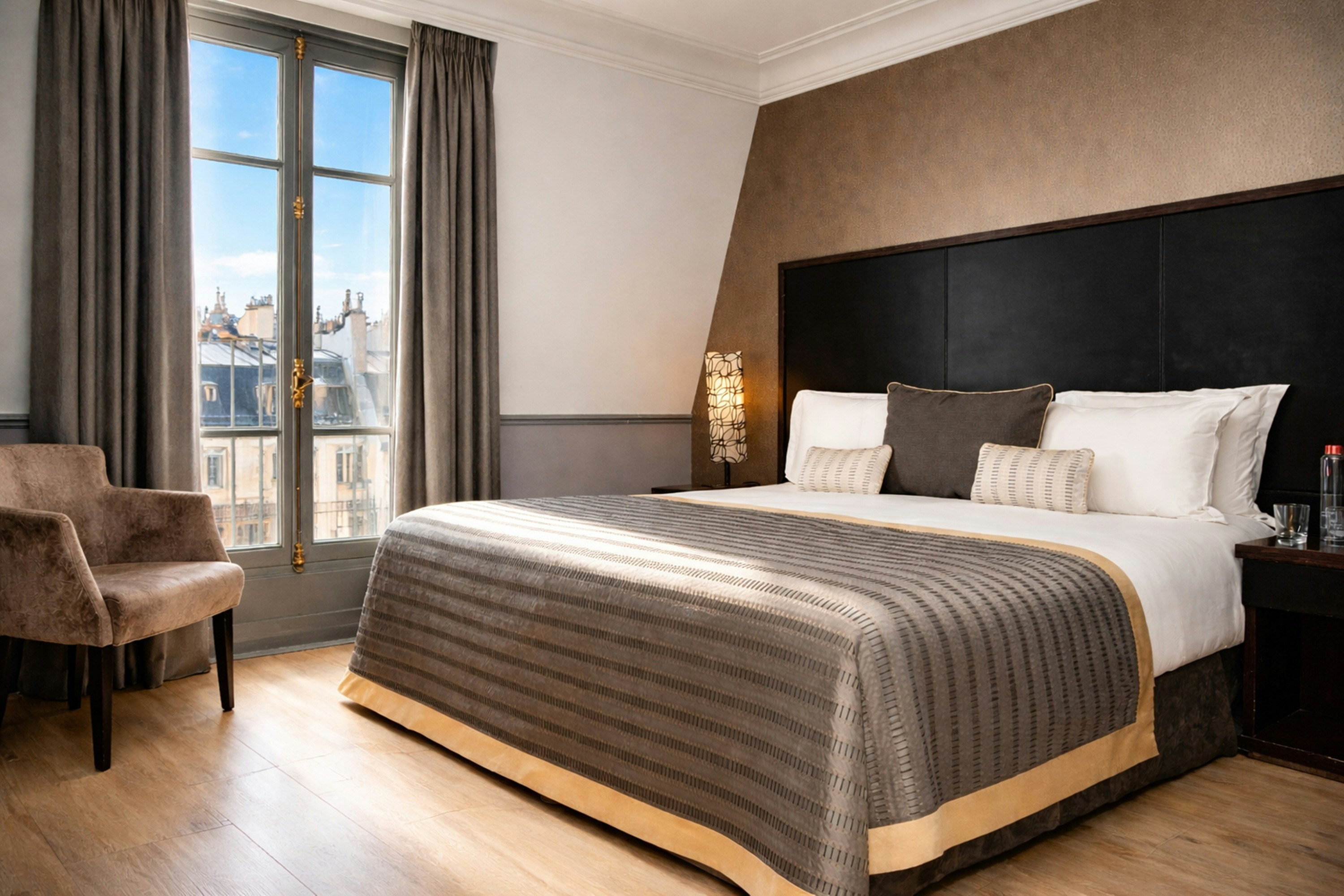Hotel Lumen Paris Louvre 12/83