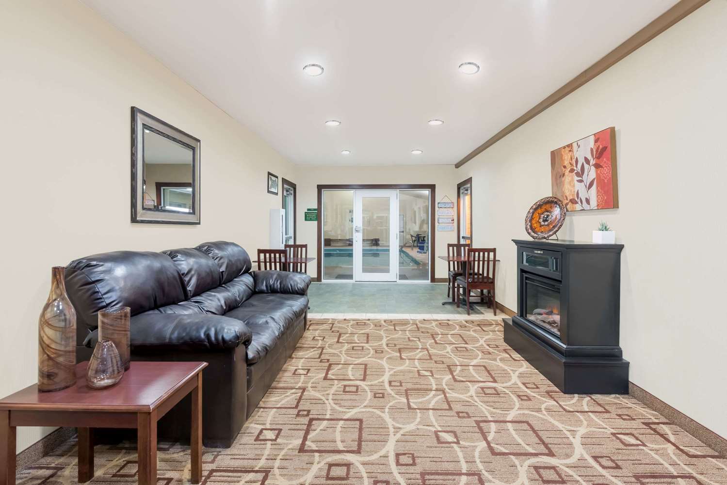 Hawthorn Suites By Wyndham Akron/Seville 15/27