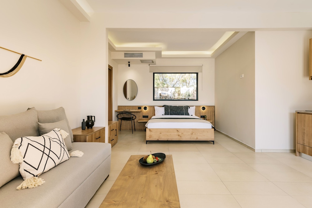 Villa Di Mare Luxury Suites 12/50