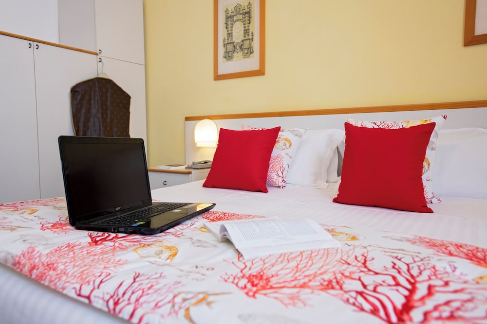 Hotel L Approdo 66/78