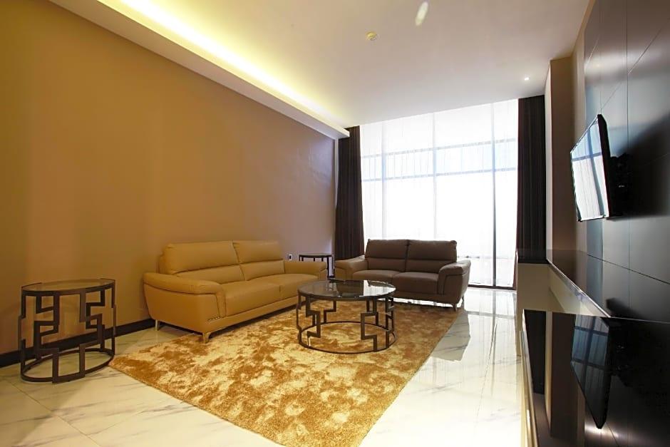 Grand Karlita Purwokerto 18/26