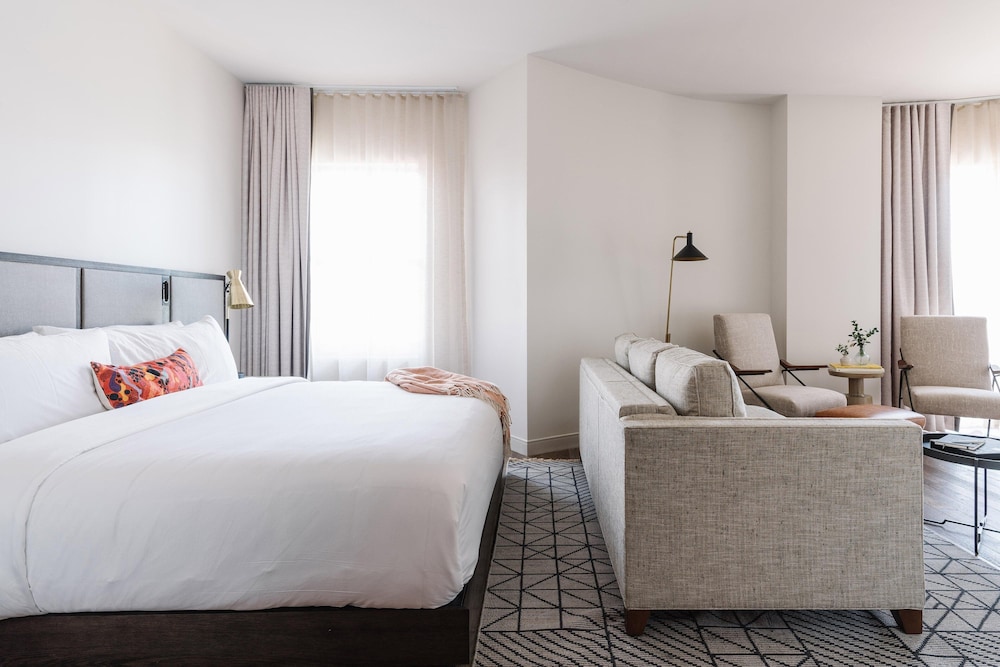 The Alida, Savannah, a Tribute Portfolio Hotel 28/84