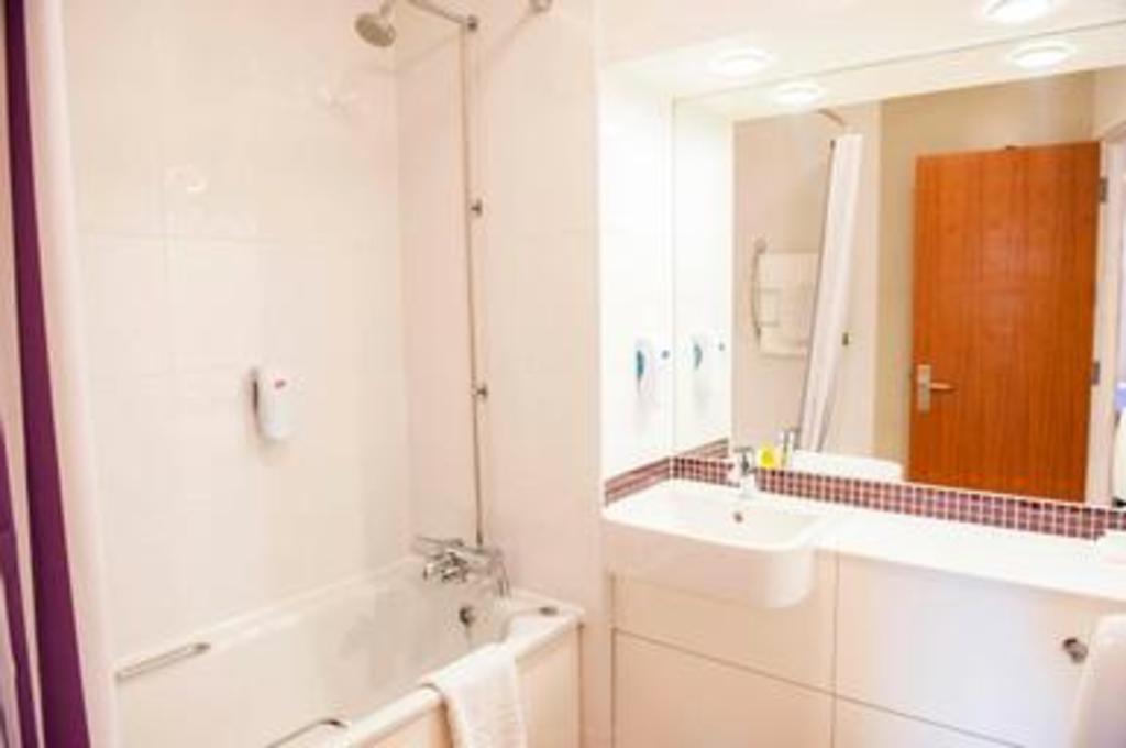 Premier Inn Dover East 27/27