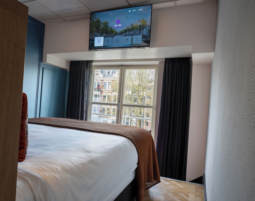 Compact, Queen Bed, Canal View، HAMPSHIRE BOUTIQUE HOTEL SEBASTIANS 2/4