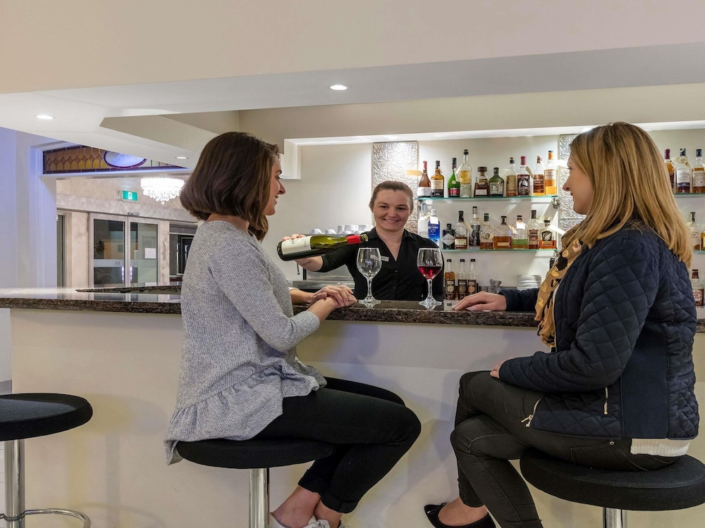 Mercure Wagga Wagga 10/50