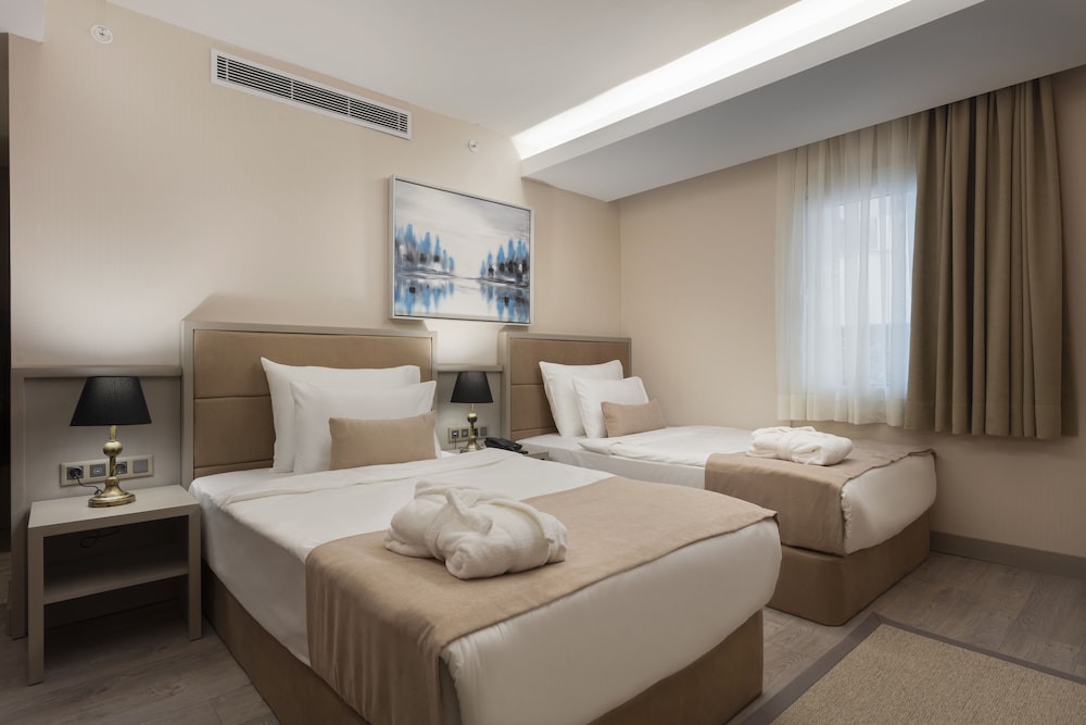 Buem Hotel Kosuyolu 19/50