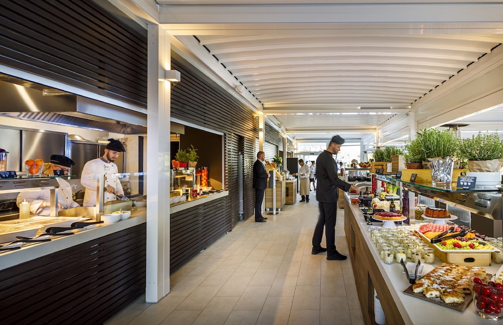 Girandella Resort Valamar Collection - Adults 32/50