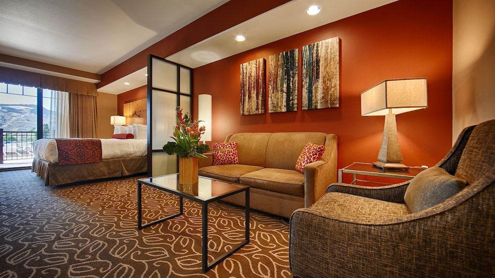 Best Western Premier Ivy Inn And Suites 23/44