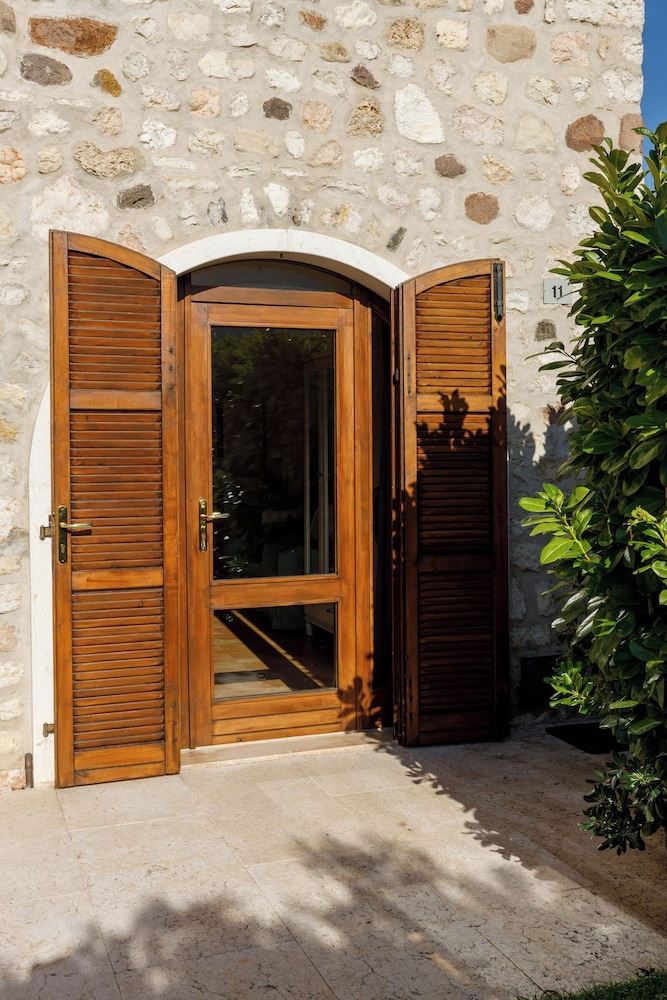 Residence Rustico 9/50