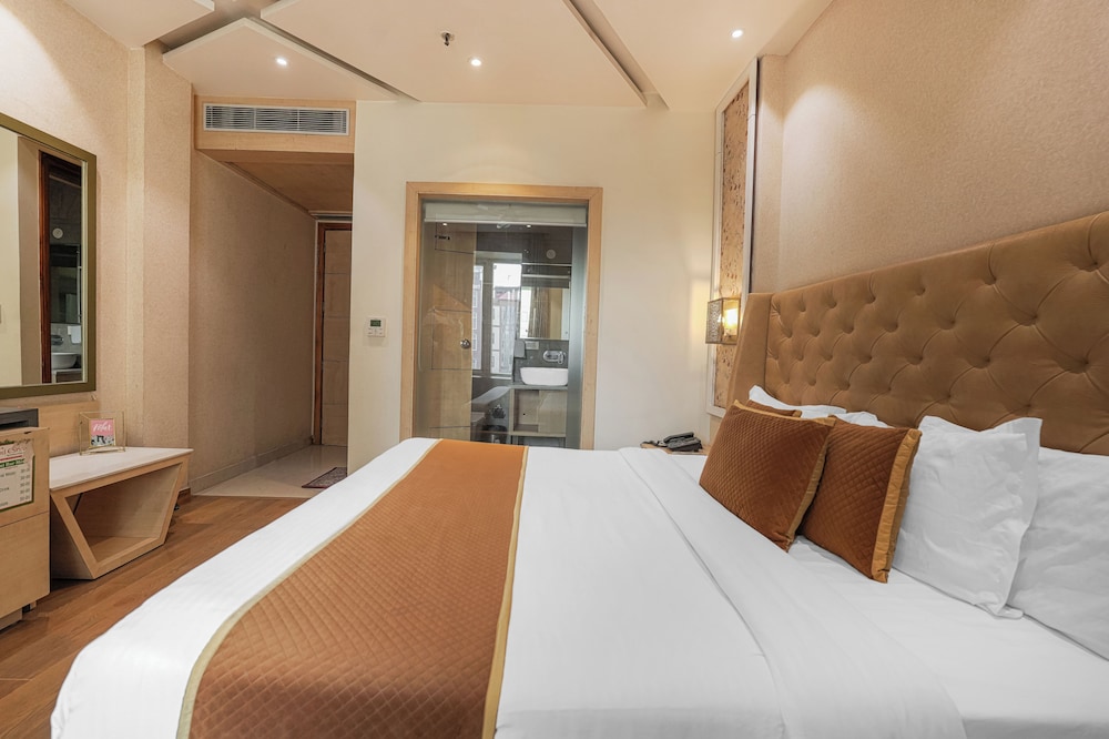 Csjs Inn By Krishna Group Of Hotels 18/50