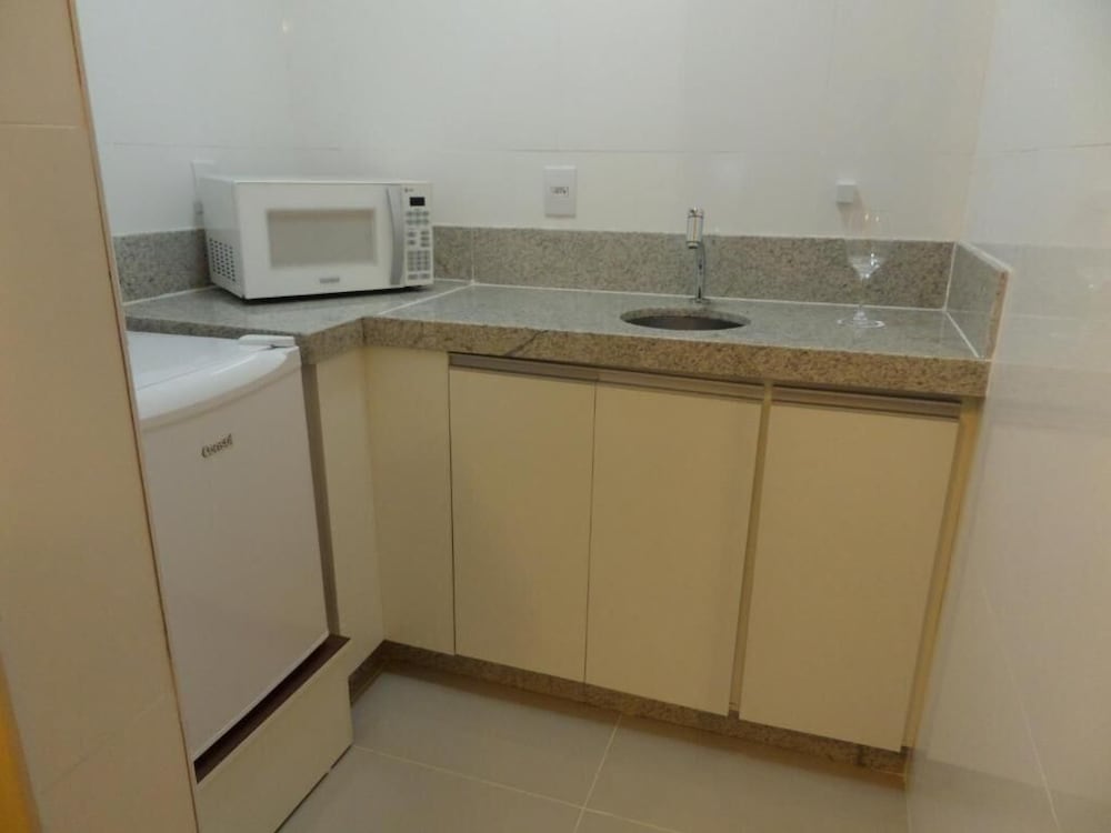 Hotel Amsterdam Montes Claros (ex. eSuites Montes Claros by Atlantica) 56/57