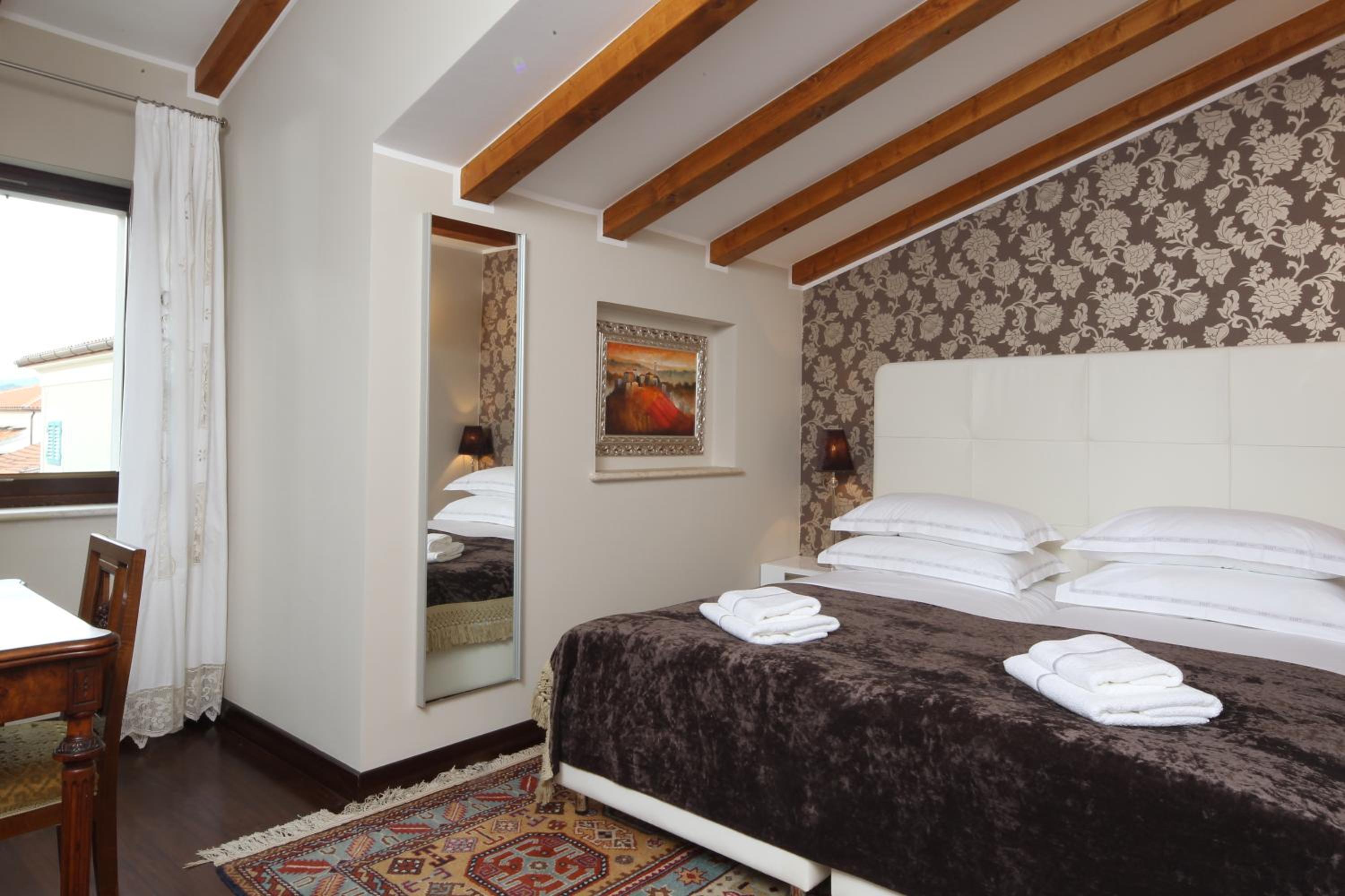 VELA VRATA HOTEL 21/50