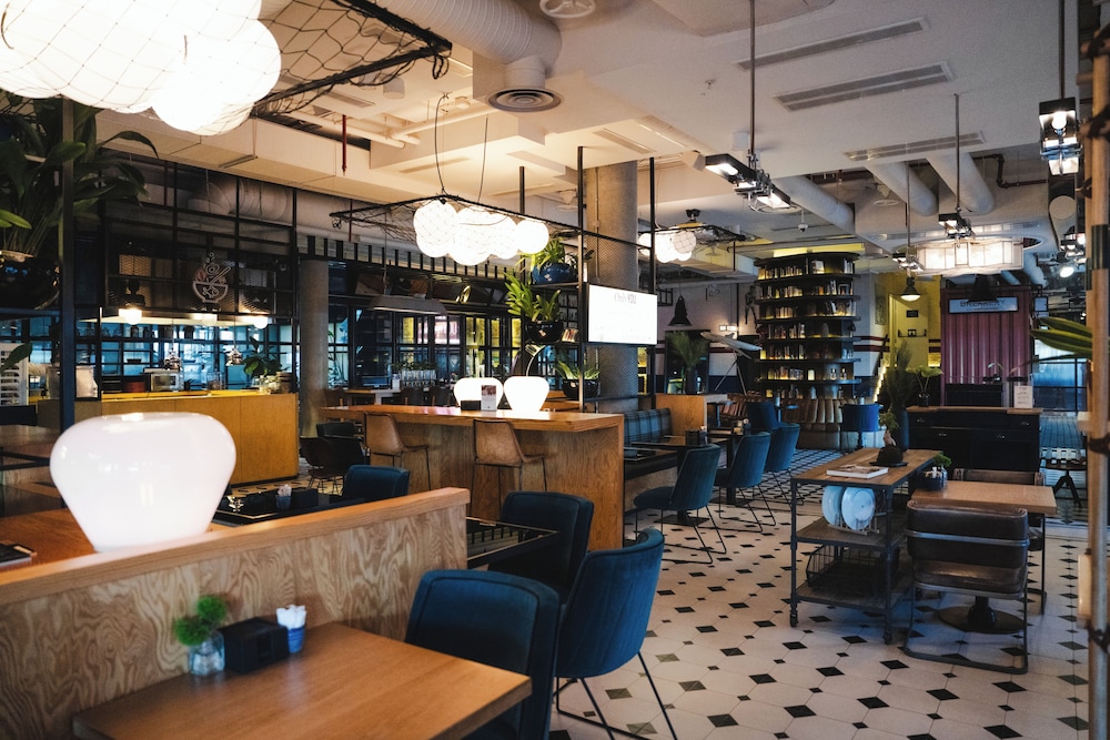 Only You Hotel Atocha 52/70