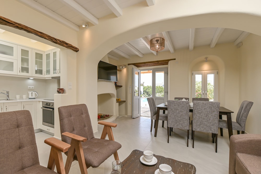 Naxian Queen Luxury Villas And Suites 41/77