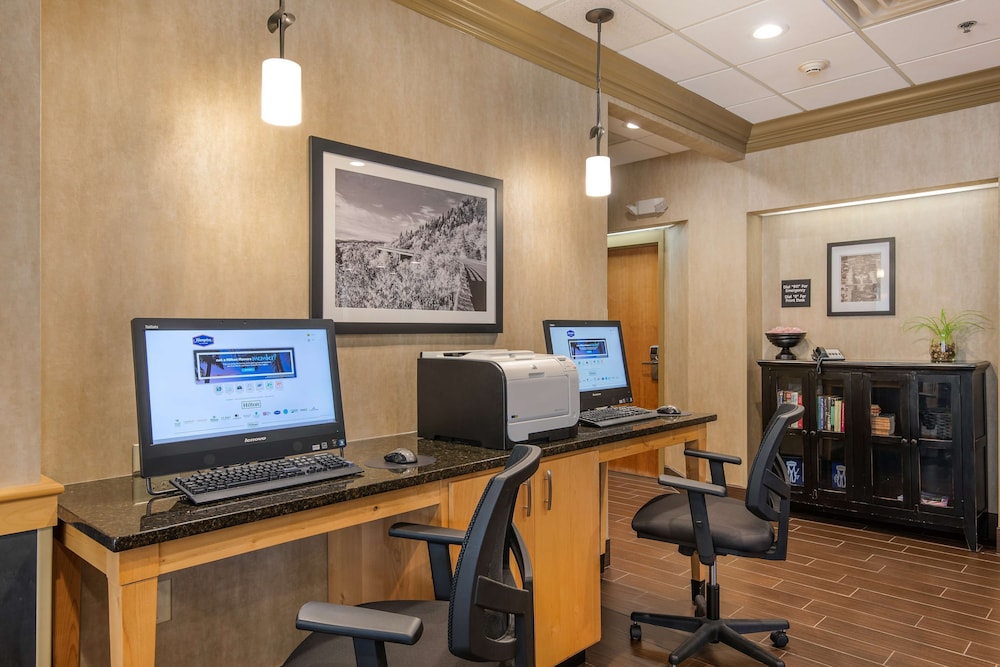 Hampton Inn Wilkesboro 44/50