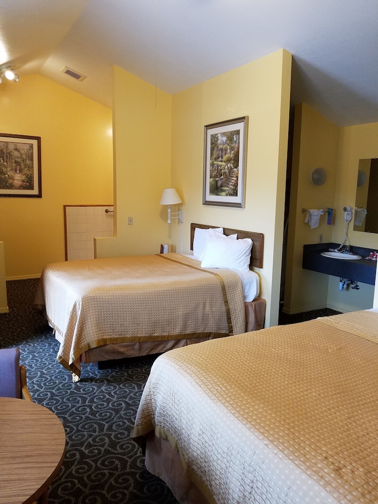 Travelodge by Wyndham Wenatchee 6/32