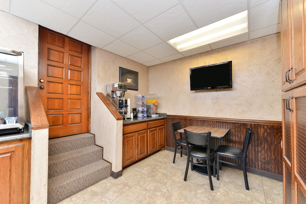 Guest Inn Ardmore 40/43