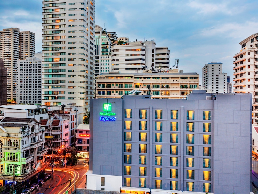 Holiday Inn Express Bangkok Sukhumvit 11 6/67