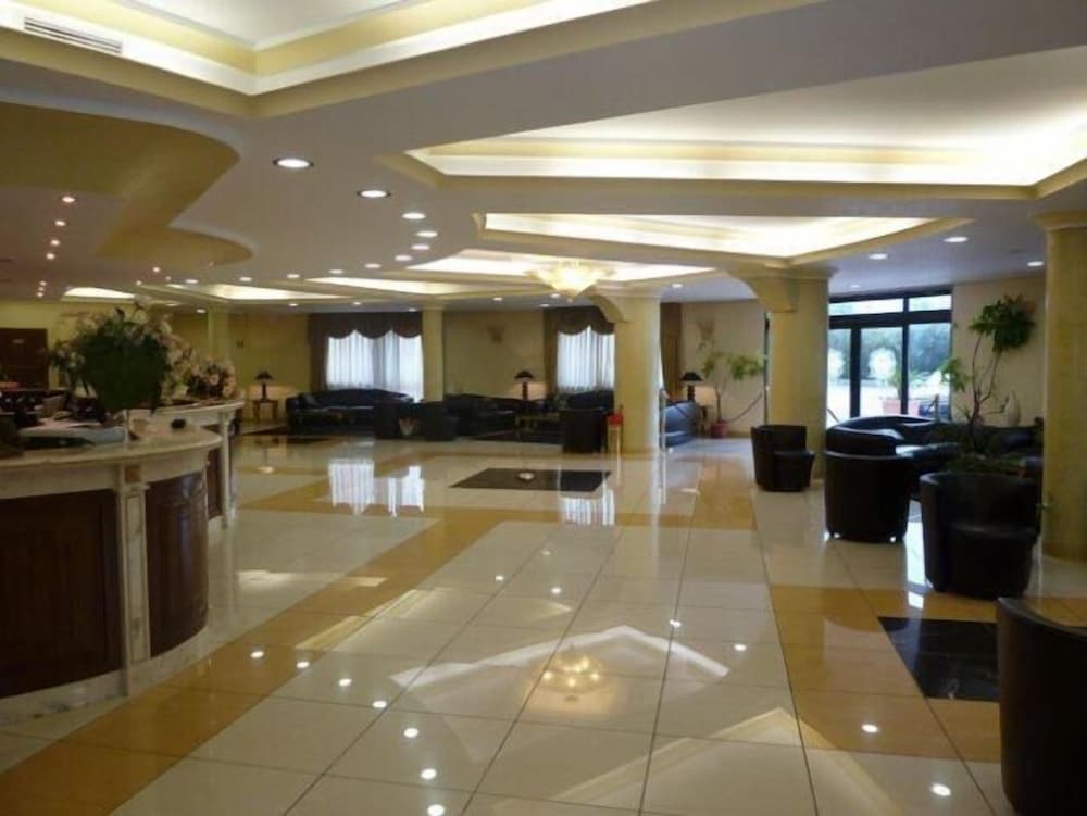 Hotel Club Residence Roscianum 8/40