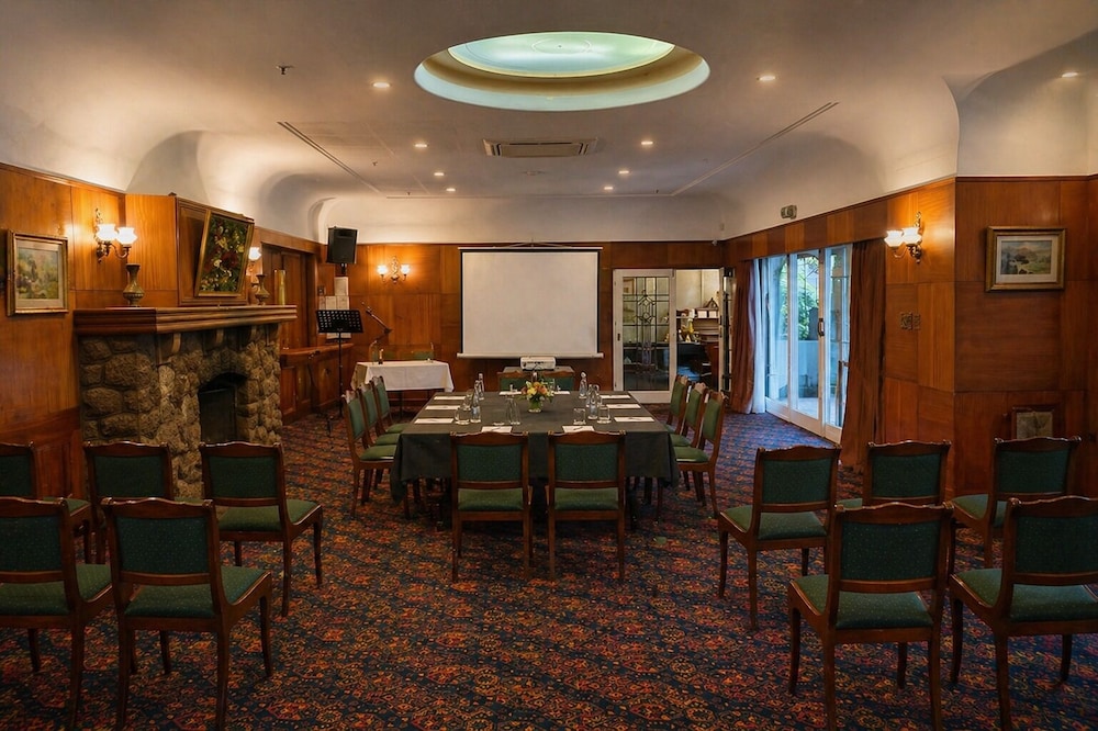 Wallaceville Motor Lodge 34/48