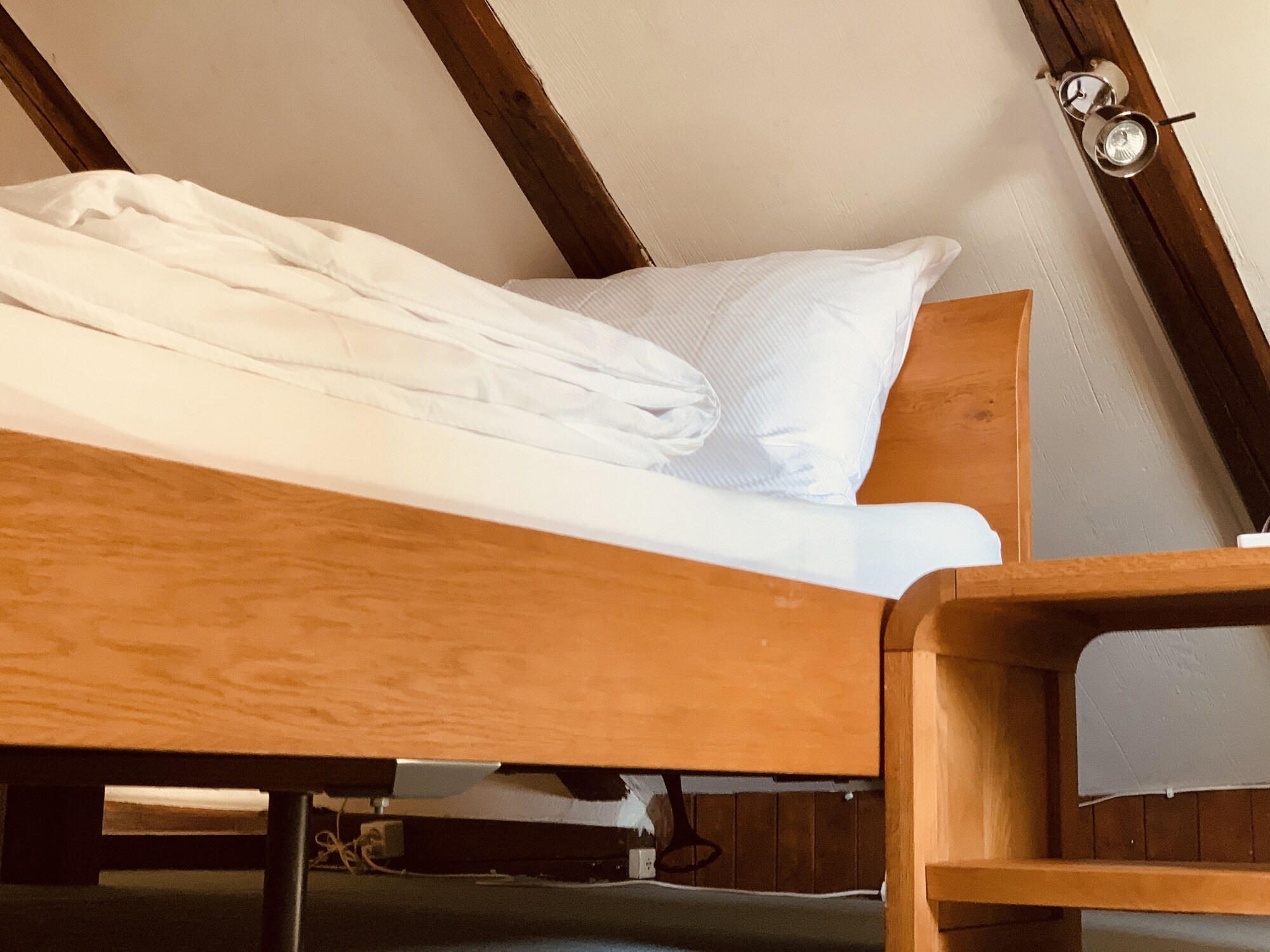 SUITE, APARTMENT