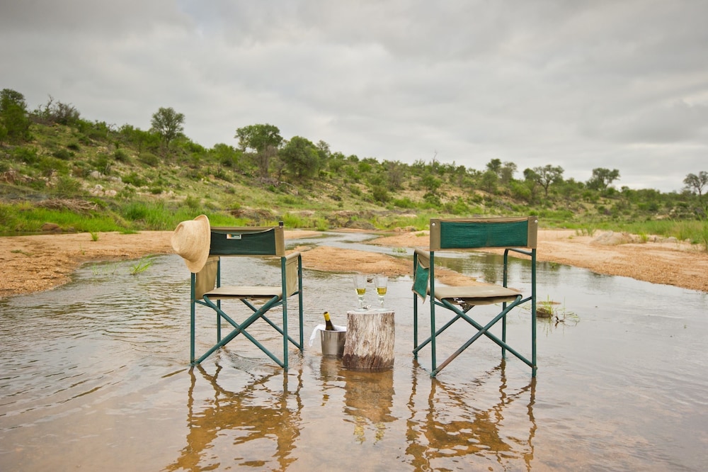 Makumu Private Game Lodge 47/50