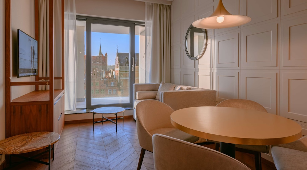 Radisson Hotel And Suites Gdansk 43/75