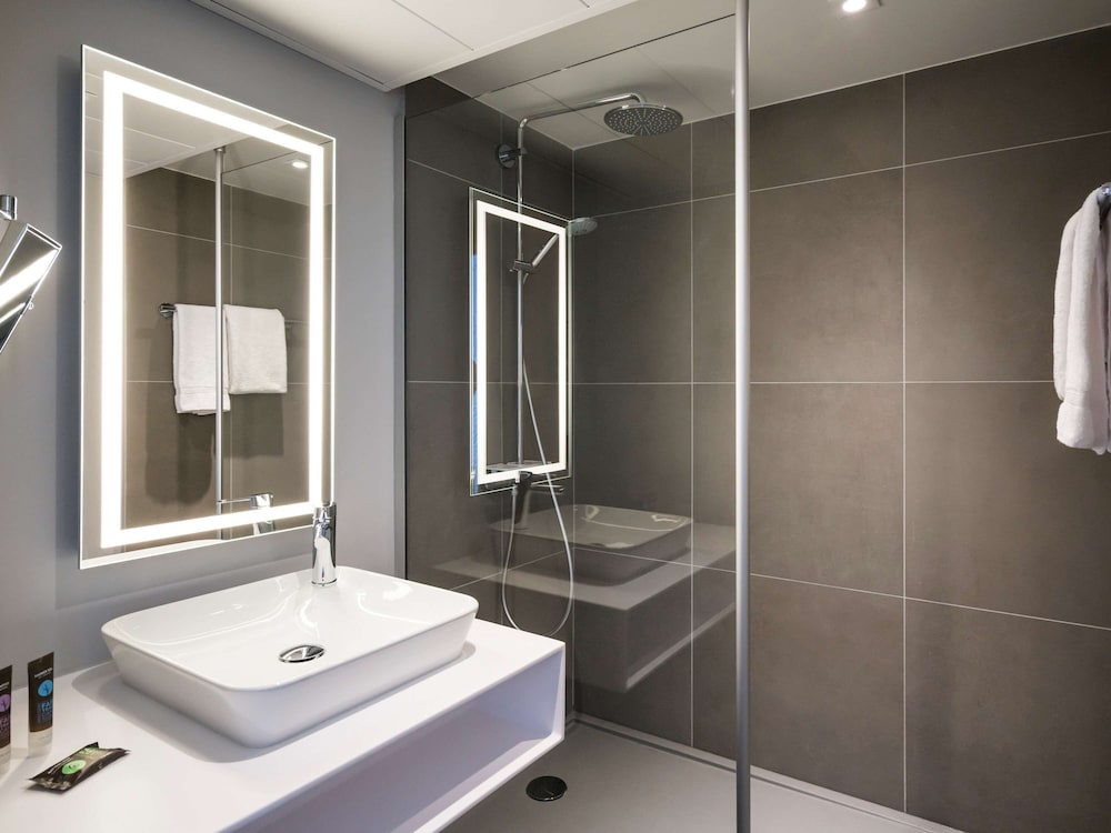 Novotel Paris Saclay 19/74