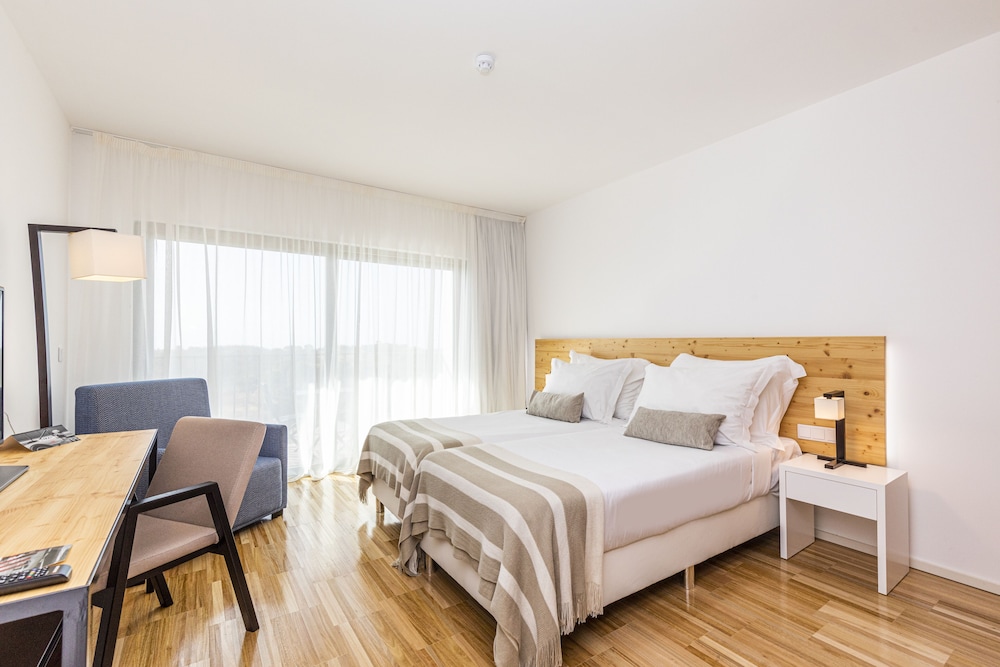 CLASSIC, DOUBLE OR TWIN BED