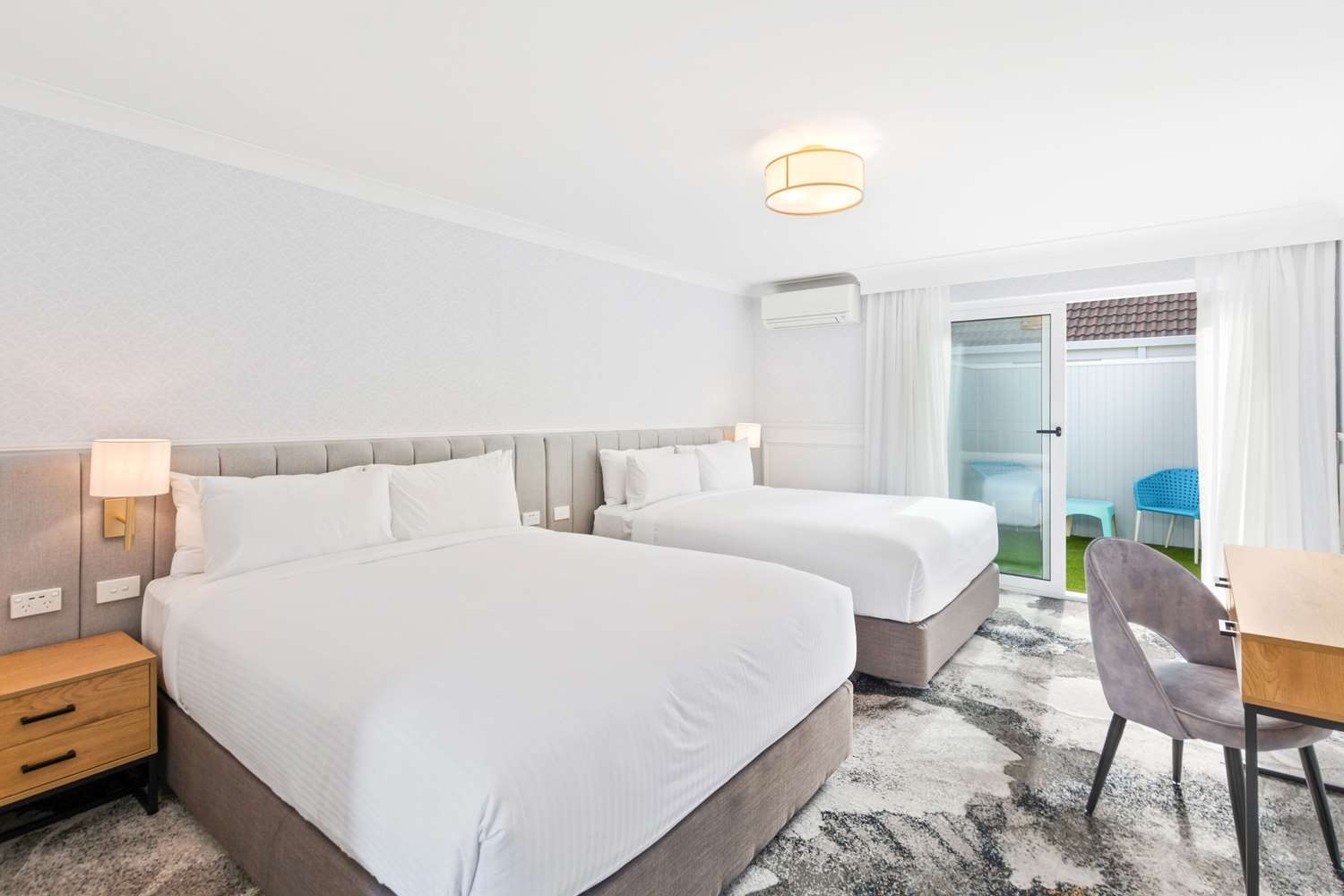 Upgrade, 2 Queen Beds
