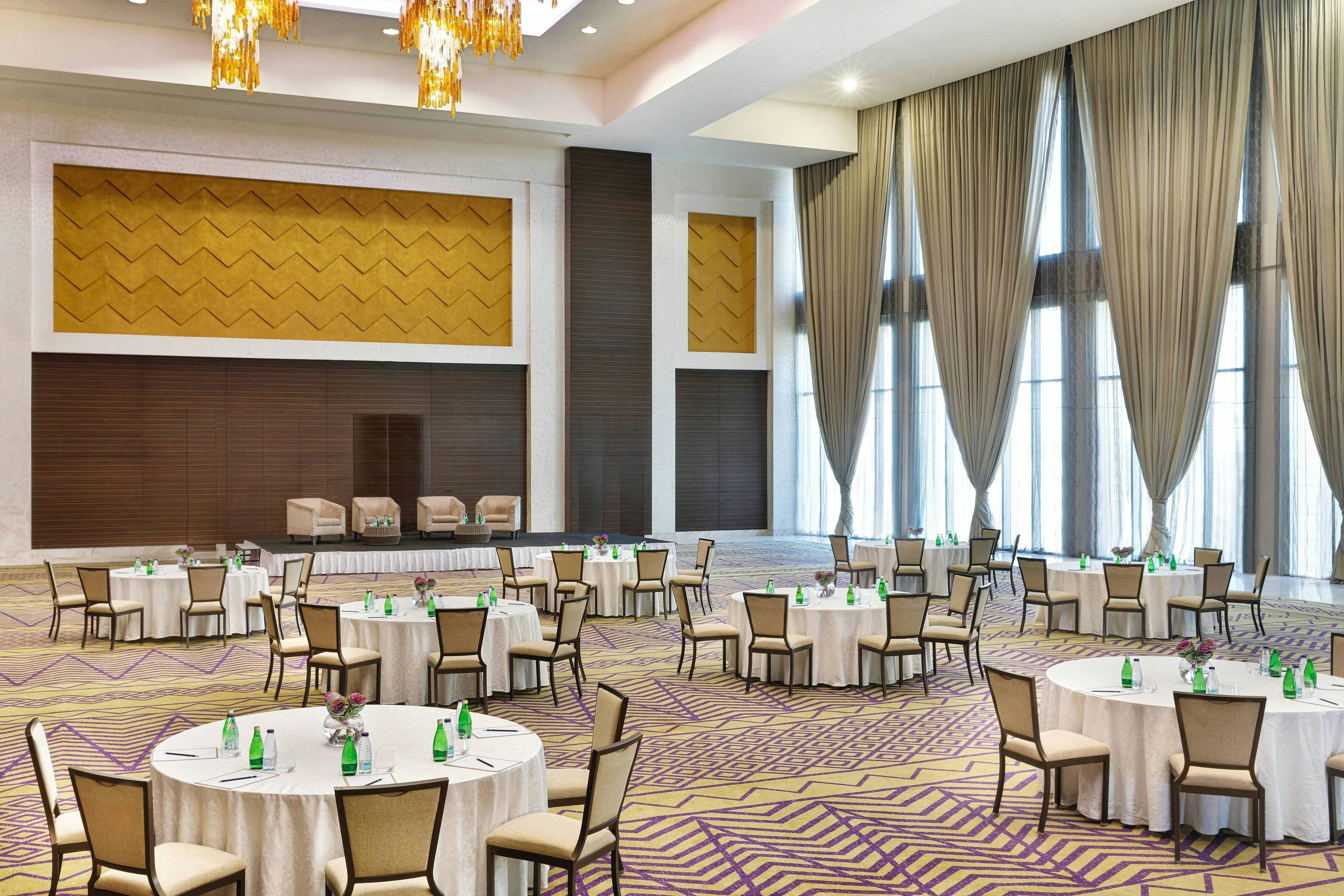 فندق برج رافال(JW Marriott Hotel Riyadh) 30/39