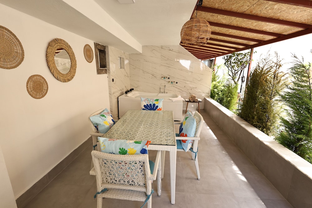 Livia Luxury Apart Hotel 9/50
